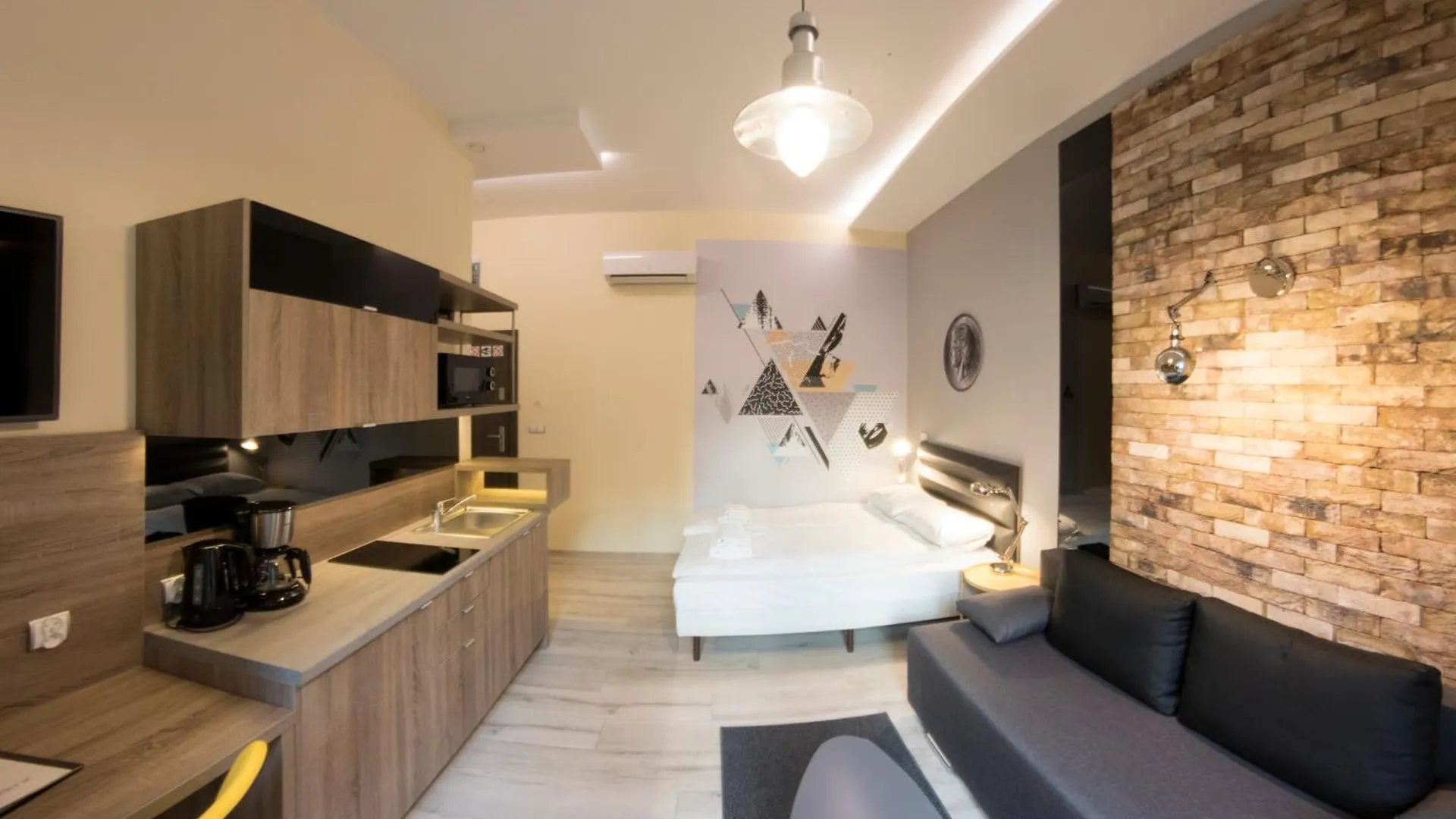Yourplace M57 Apartments Krakow 3*,  Poland