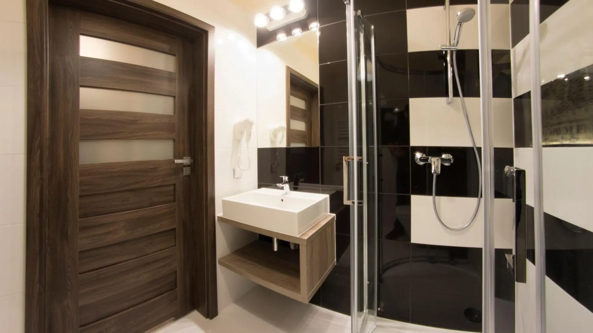 Aparthotel Yourplace M57 Apartments Krakow